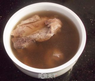 Spring and Summer Soup with Chicken Bone and Grass Pot Pork Horizontal Soup recipe
