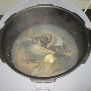 Boiling Your Gourmet Dream---pot Fish Head Soup recipe