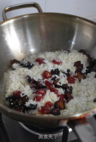 Use The Easiest Rice Cooker to Make A Soy Sauce Cured Rice recipe