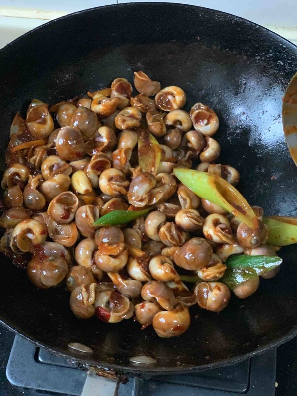 Sauteed Snails recipe