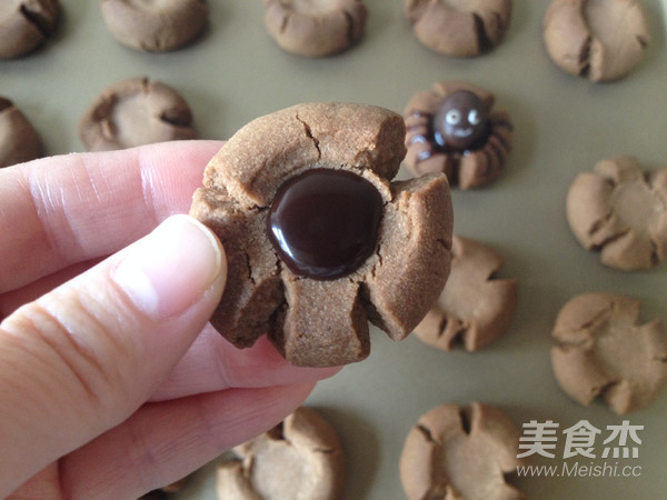 Spider Cocoa Biscuits recipe