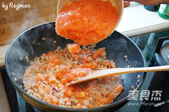 Tomato Spaghetti Bolognese recipe