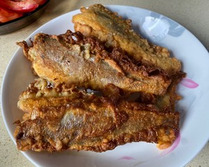 Fried Small Yellow Croaker recipe