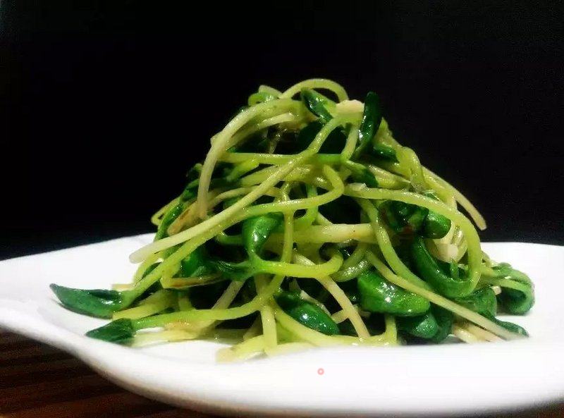 Stir-fry at A Reasonable Price-garlic Black Bean Sprouts recipe