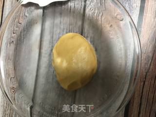 Cantonese-style Moon Cakes recipe