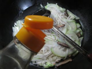 Shiitake Mushroom Night Blossom Noodle Soup recipe