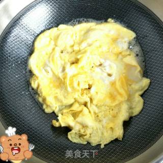 "quick Hand Stir-fry" Scrambled Eggs with Peppers and Carrots recipe