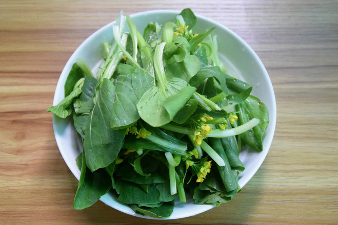 Noodles with Shacha Sauce and Green Vegetables recipe