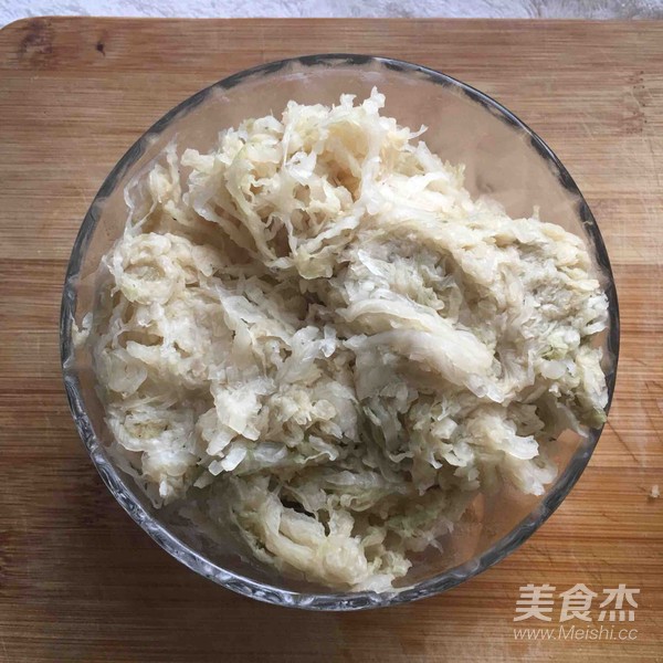 Sauerkraut Fried Noodles recipe