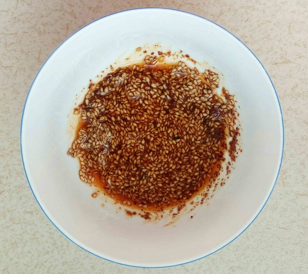 Spicy Sesame Seeds Mixed with Kohlrabi recipe