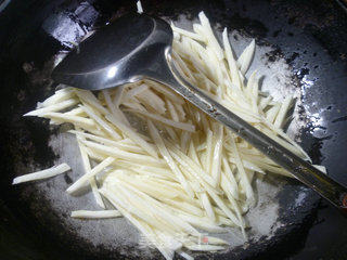 Fried Noodles with Golden Needle Mushroom and Rice White recipe