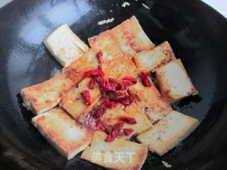 Fried Tofu with Chives and Eggs recipe