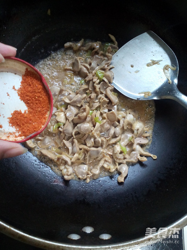 Spicy Fried Chicken Gizzards with Cumin recipe