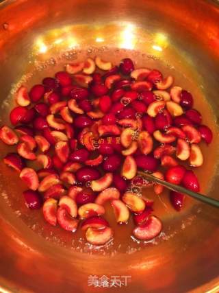 Homemade Syrup Cherries recipe