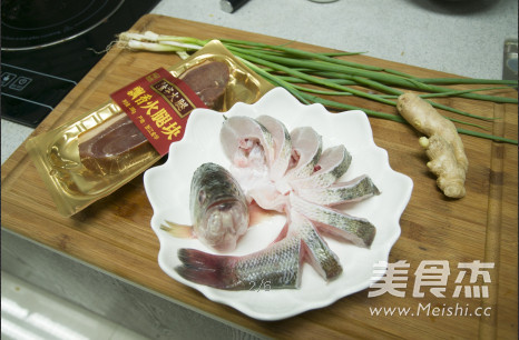 Ham Steamed Sea Bass recipe