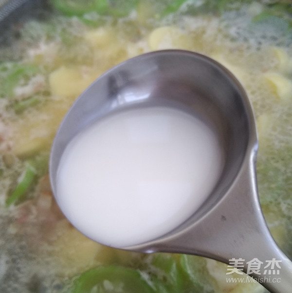 Bacon and Loofah Yuzi Soup recipe