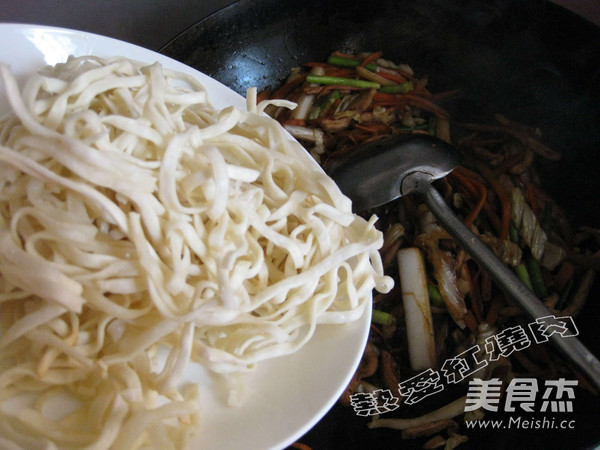 Home-cooked Fried Noodles recipe