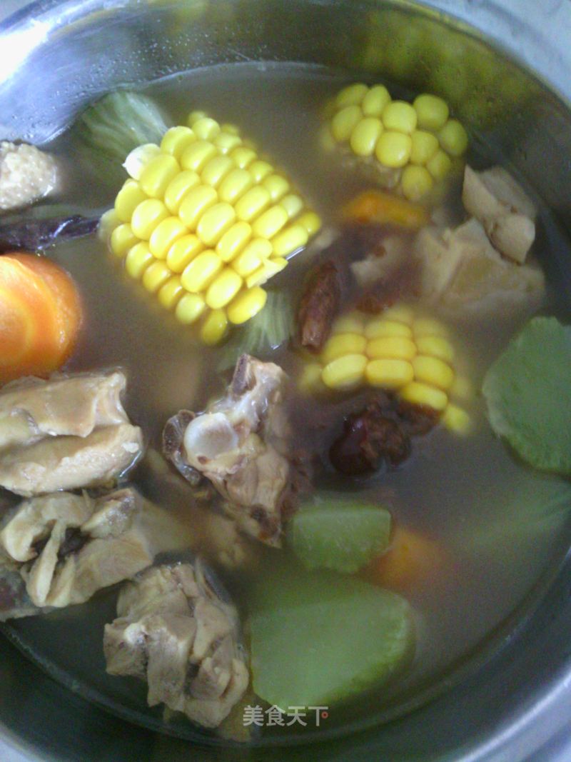 The Soup is Watery in The Bitter Summer-corn Lettuce Stewed Chicken Soup recipe