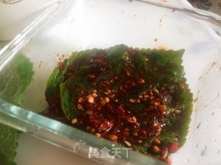 Korean Food Marinated in Garlic Chili Sauce-sesame Leaves recipe