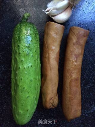 Cucumber Mixed with Dried Bean Curd recipe