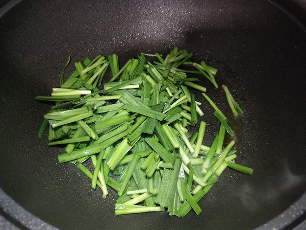 Stir-fried Bean Sprouts with Leek recipe