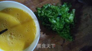 Scrambled Eggs with Green Peppers recipe
