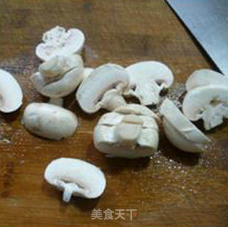 Headless Shrimp with Fresh Mushroom Lettuce recipe