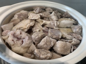 Abalone Pork Lung Ophiopogon Dendrobium Olive Soup recipe