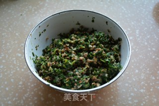 Fried Dumplings Stuffed with Dandelion recipe