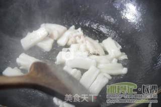 Stir-fried Farmhouse Sour Taro Lotus recipe