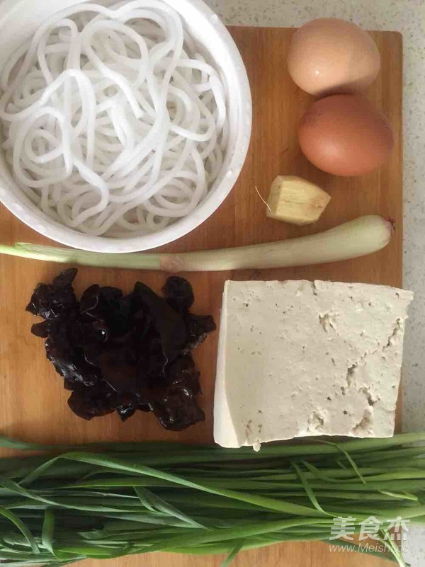 Steamed Dumplings with Leek recipe