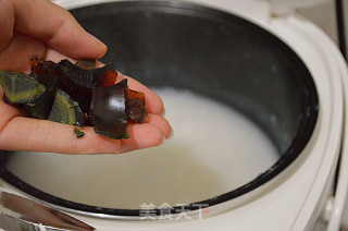 Congee with Preserved Egg and Lean Meat recipe