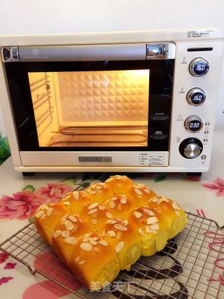 Pumpkin Meal Buns recipe