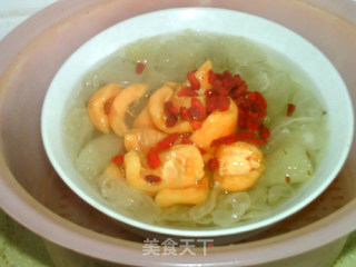 [sichuan] Loquat, Sydney, White Fungus Soup recipe