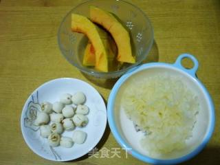 White Fungus, Lotus Seed, Pumpkin Soup recipe