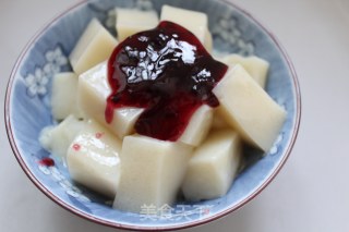 Soy Milk Turned into Fragrant and Smooth [blueberry Tofu] recipe