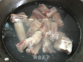 Radish Pork Ribs Soup recipe