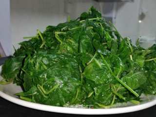 Fried Acanthopanax Leaves recipe