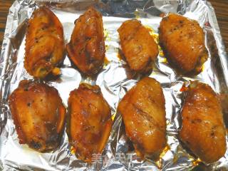 Grilled Wings with Black Pepper Sauce recipe