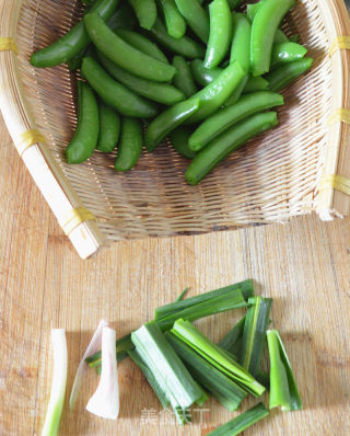 Stir-fried Pork with Sweet Beans recipe