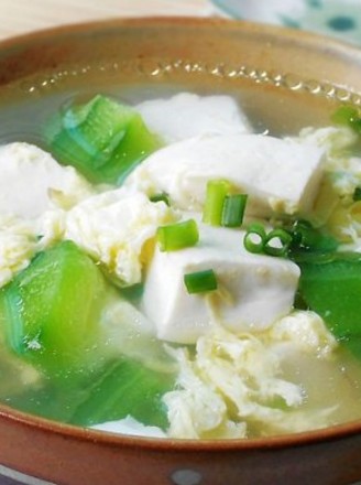 Loofah Tofu and Egg Soup