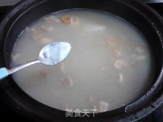 Horseshoe, Bamboo Cane, Lamb Ribs Soup recipe