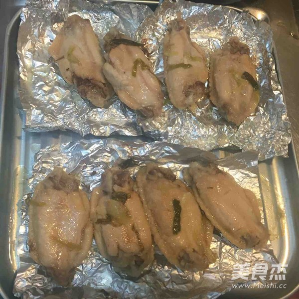 Salt Baked Chicken Wing recipe