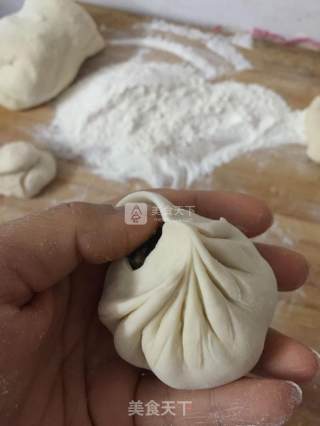 Parsley Pork Bun recipe