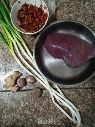 Stir-fried Scallion with Pork Liver recipe