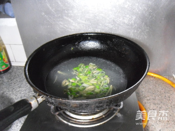 Vermicelli, Spinach and Pig Liver Soup recipe