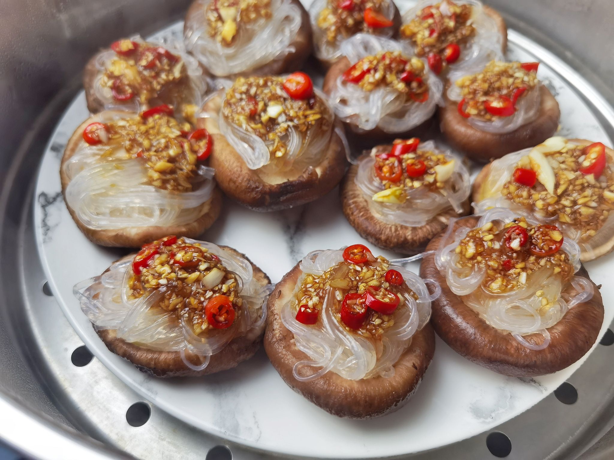 New Year's Eve Dinner-reunion Round Shiitake Mushroom Fans, Shiitake Mushrooms Do This, recipe