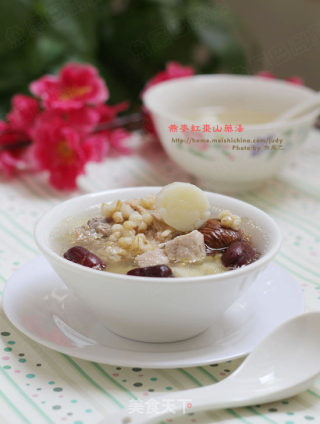 Medication is Not As Good As Diet Therapy, Drink A Healthy Spleen and Stomach----oats, Red Dates and Yam Soup recipe
