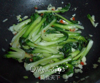 Garlic Oyster Sauce Chrysanthemum Vegetable recipe