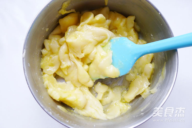 Puffs with Vanilla Matcha Sauce recipe